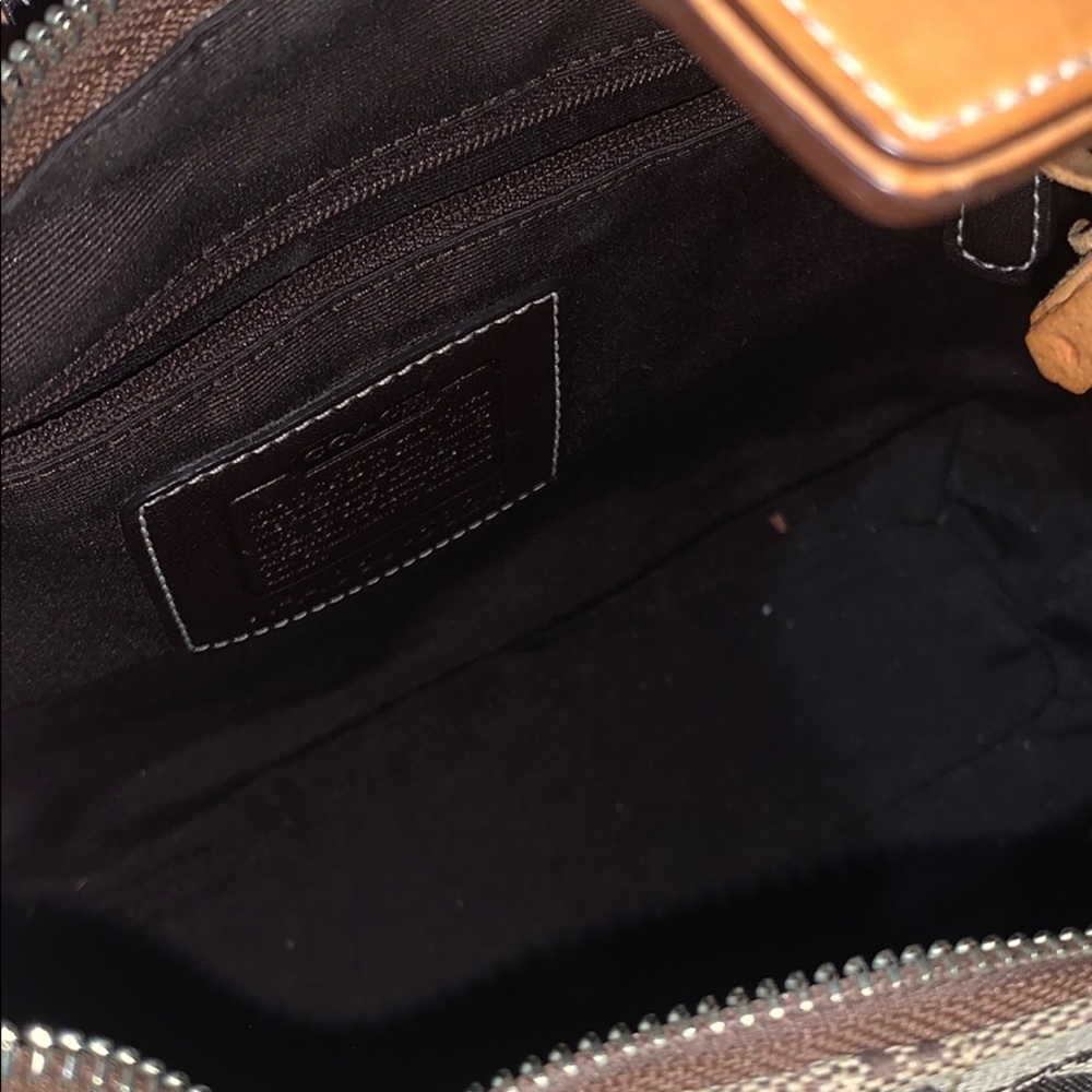 Coach purse - Picture 4 of 5